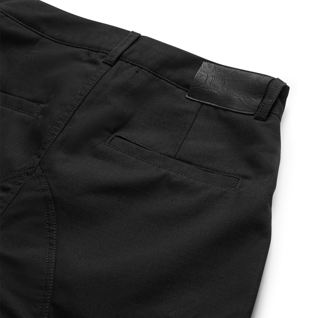 ENGINE CARGO SHORT (BLACK)